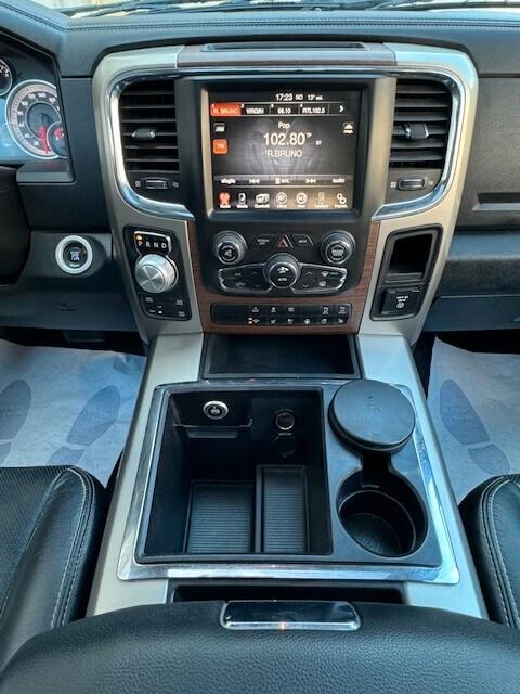 DODGE RAM 1500 5.7L V8 LARAMIE 4x4