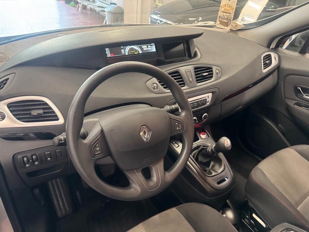 Renault Scenic DIESEL 2012 70.000km NEOPATENTATI