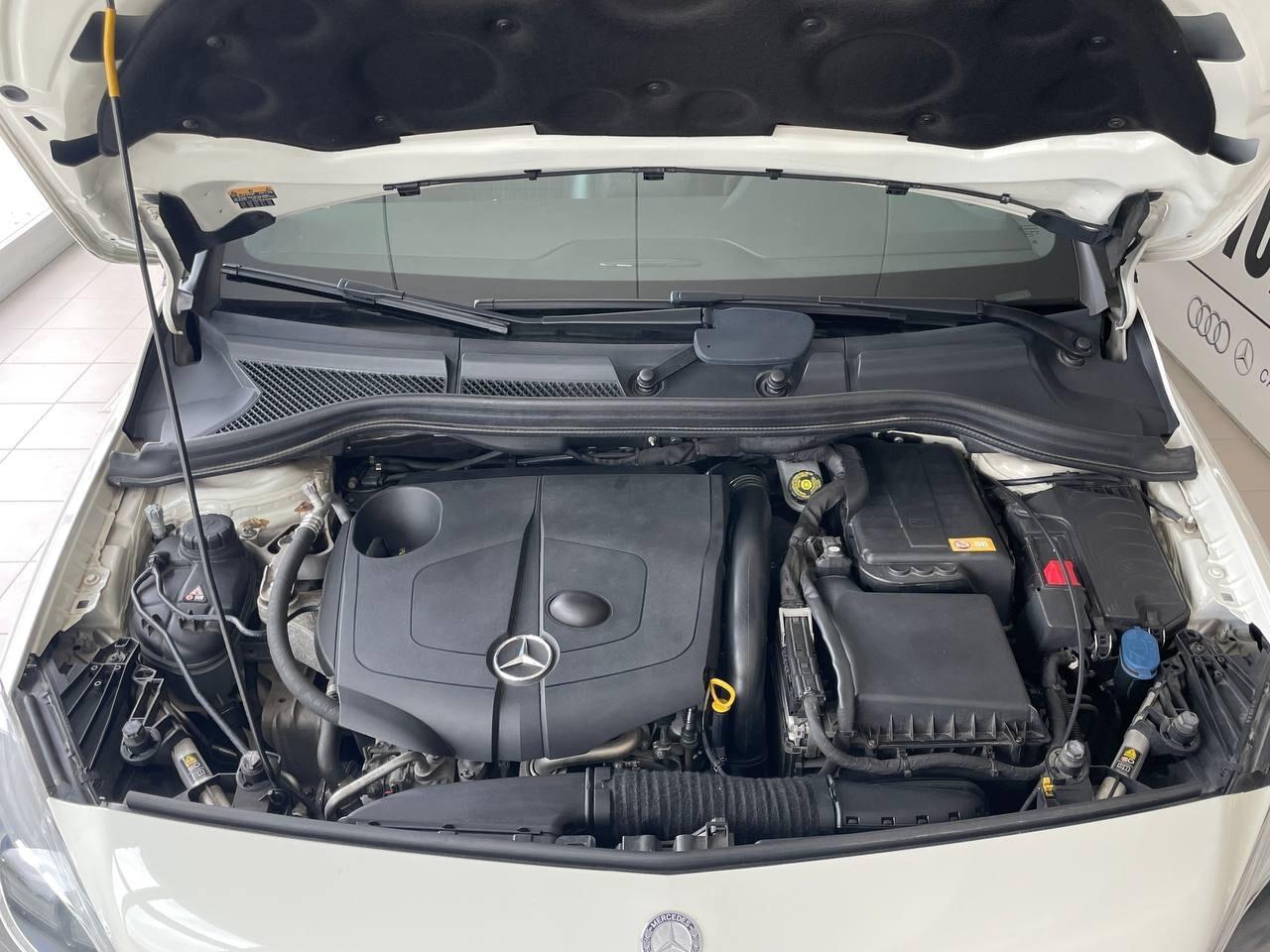 Mercedes Classe B 180 - Motore Mercedes