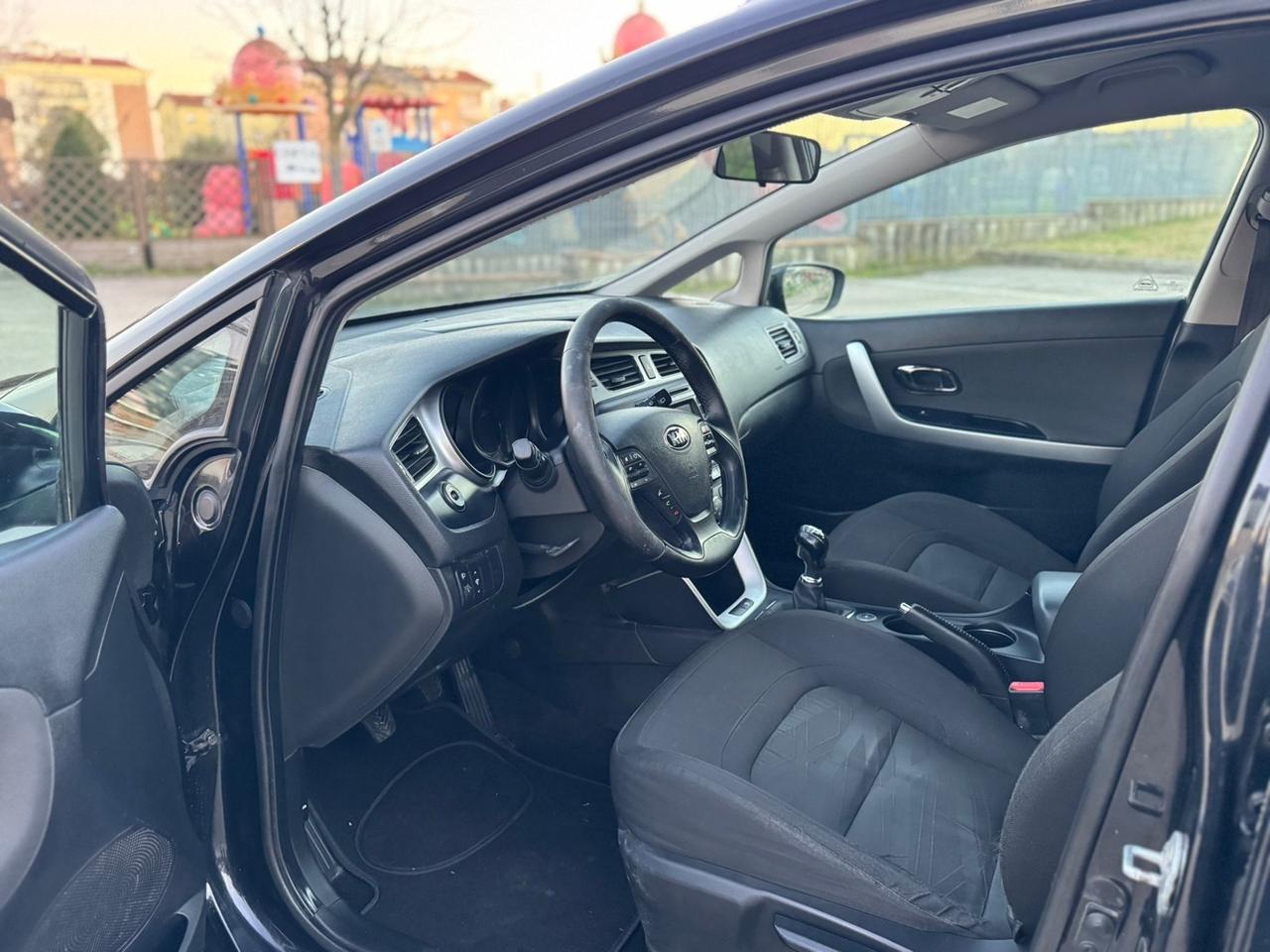 Kia Ceed 1.4 GPL SW Cool