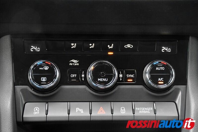 SKODA KAROQ 1.5 TSI 150 CV DSG STYLE + LOUNGE PACK NAVI PLUS