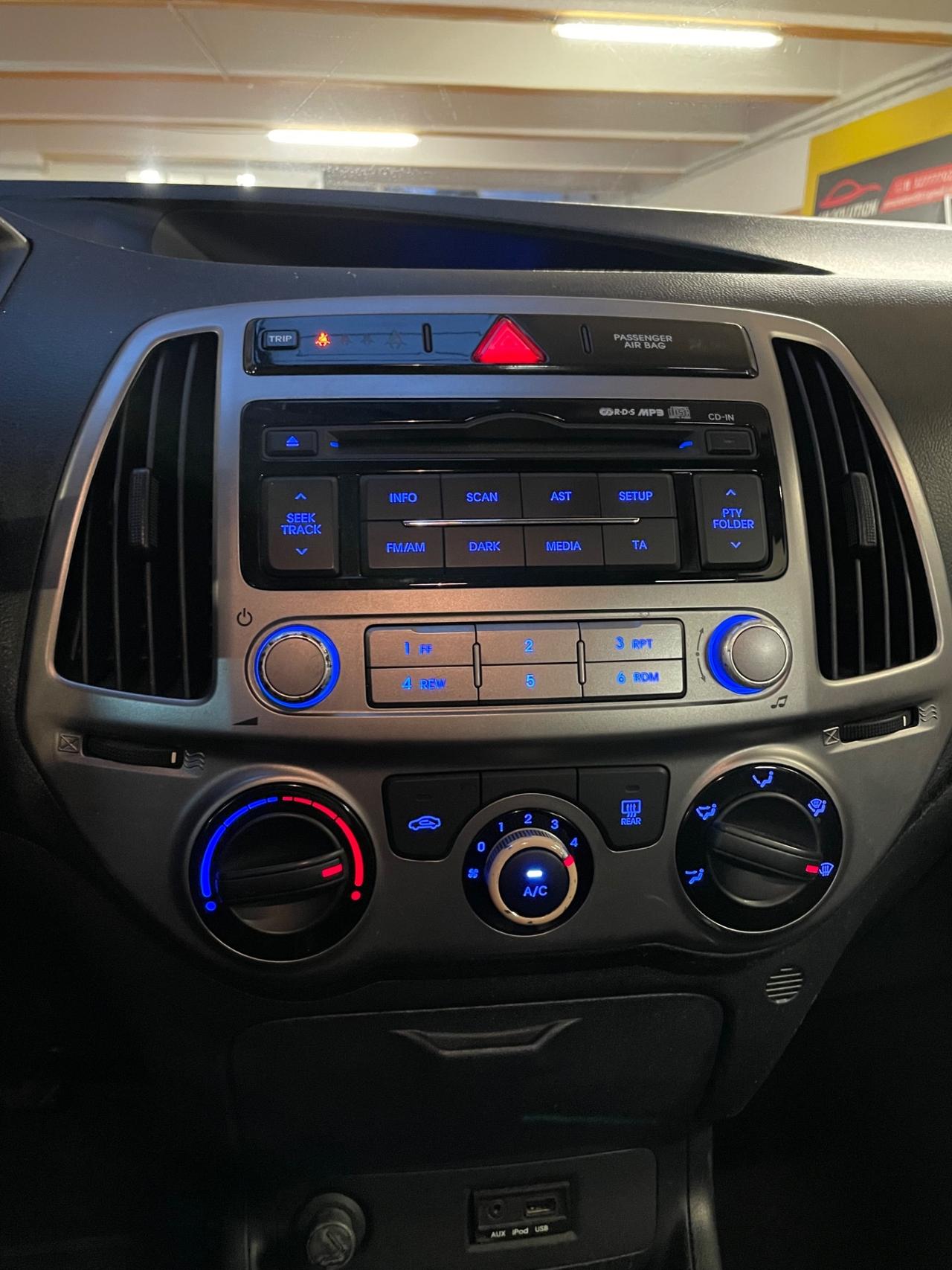 Hyundai i20 1.2 Neopatentati Euro 5