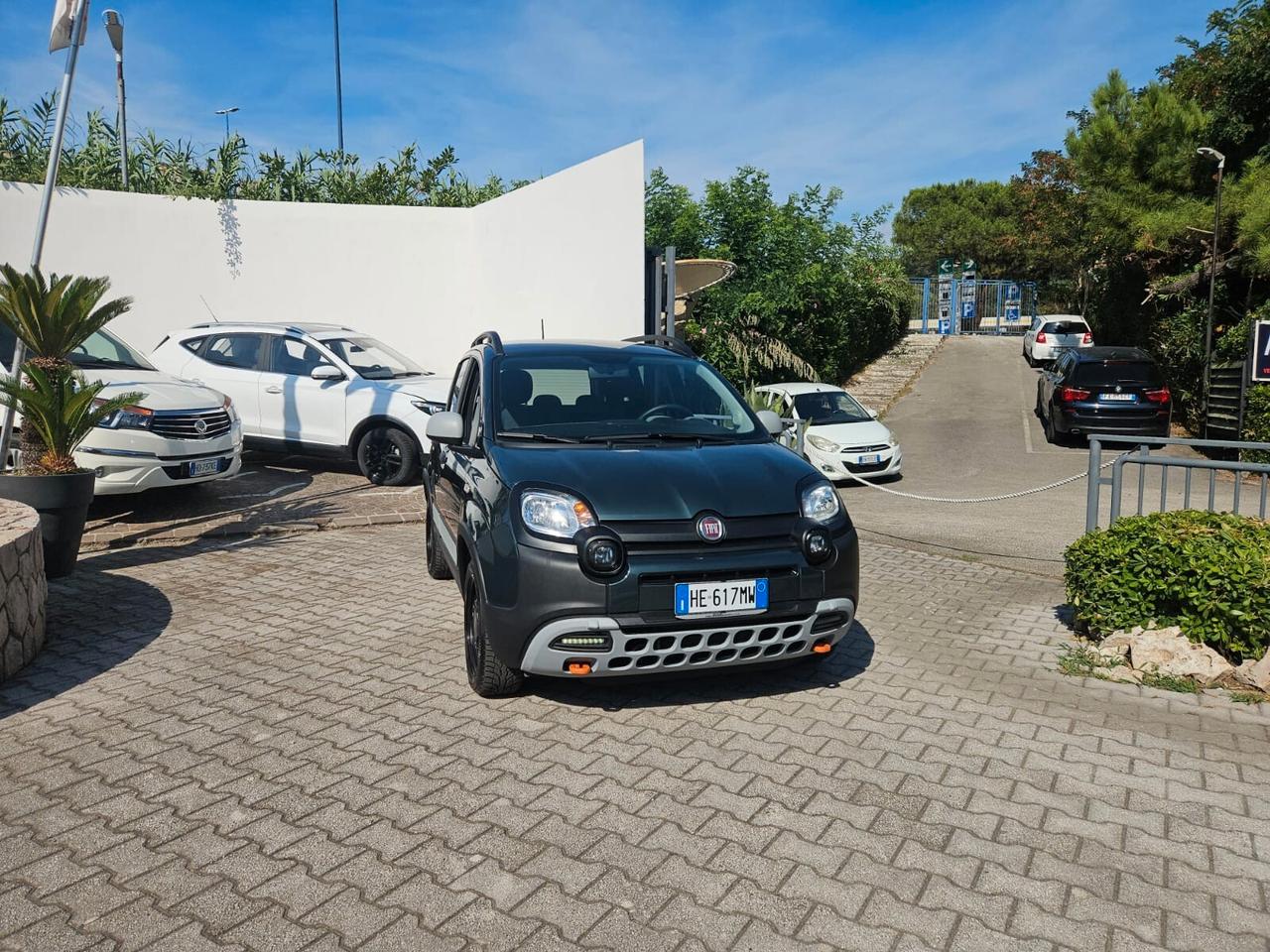 Fiat Panda Cross 1.0 FireFly S&S Hybrid Garmin