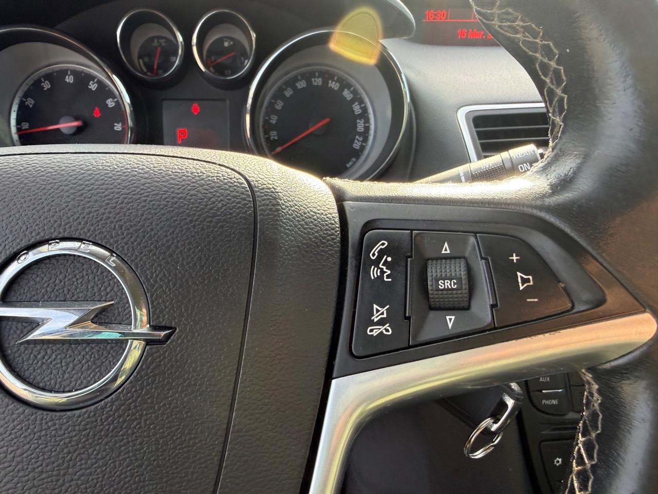 Opel Meriva 1.4 Turbo 120CV automatica . EURO6