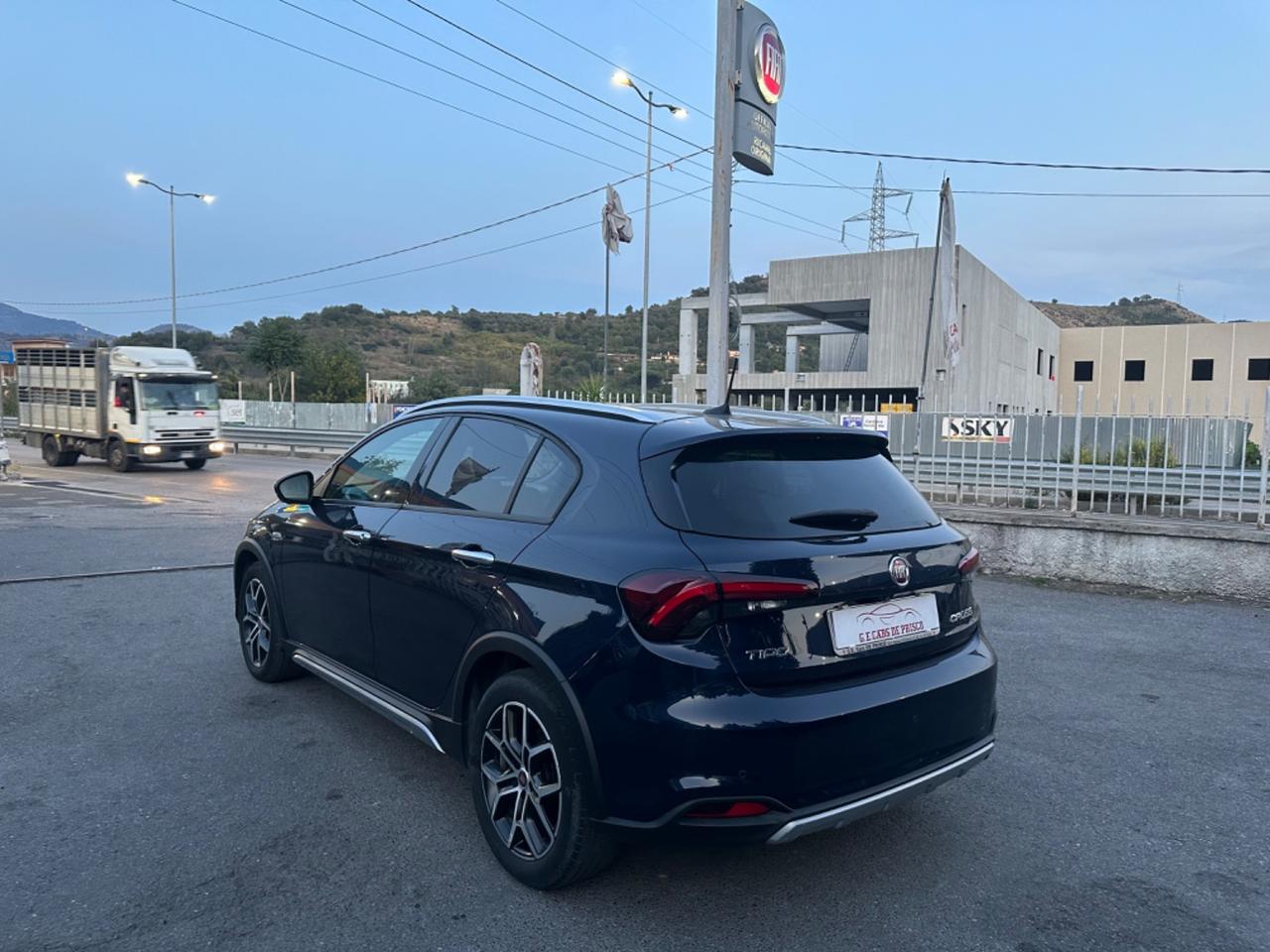 Fiat Tipo 1.3 Mjt S&S 5 porte Cross/Led/Pelle