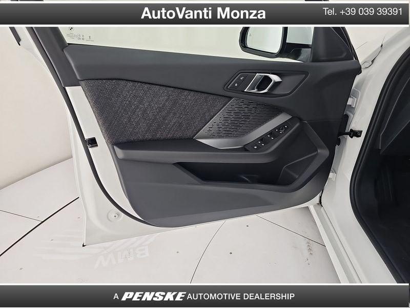 BMW Serie 1 120 48V auto