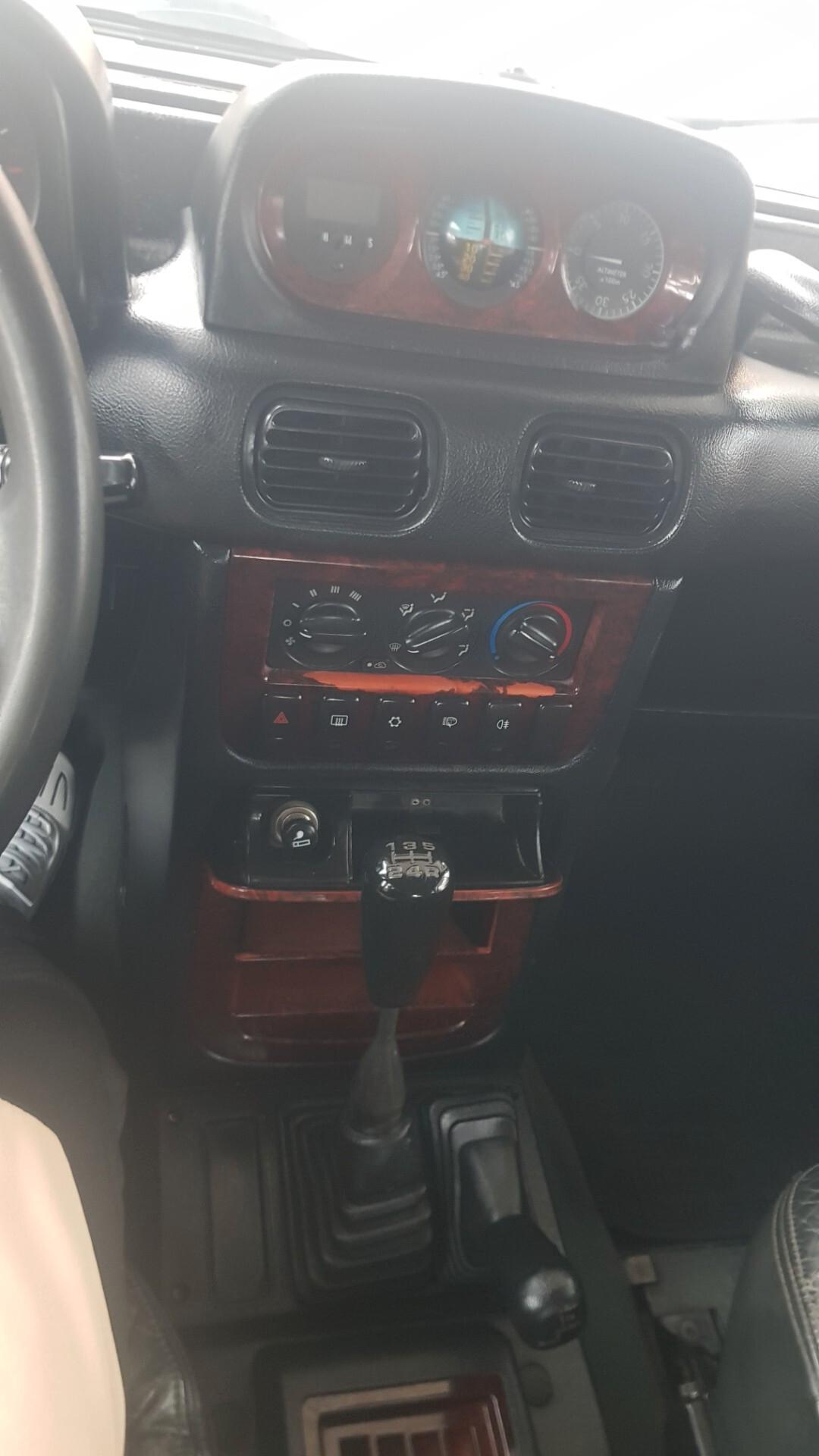 Hyundai Galloper 2.5 TDI Corto