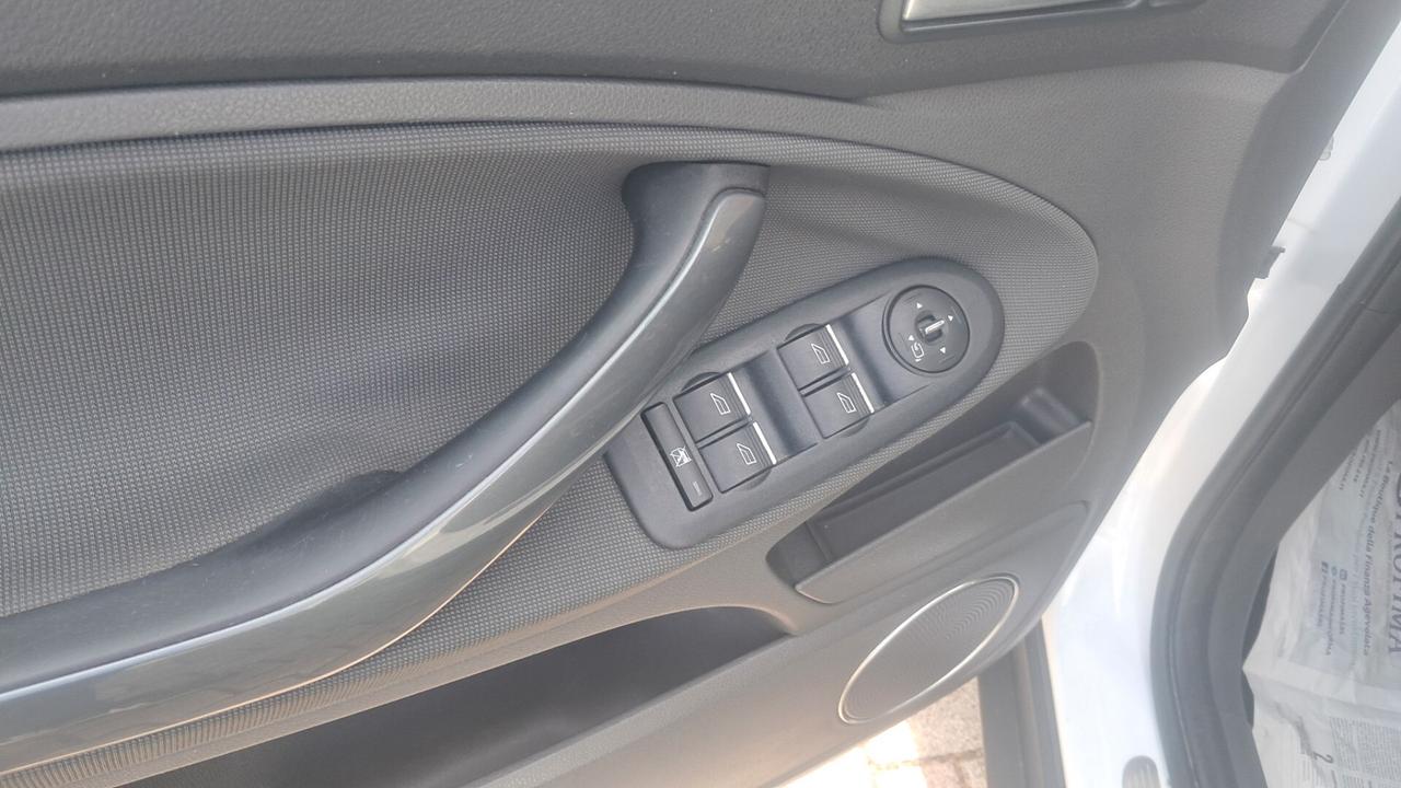 Ford Kuga 2.0 TDCi 163 CV 4WD Titanium DPF