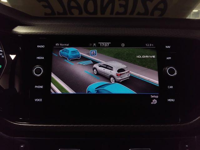VOLKSWAGEN T-Cross 1.5 TSI DSG Style R-LINE VIDEO C/GRIMALDI SP. DAY