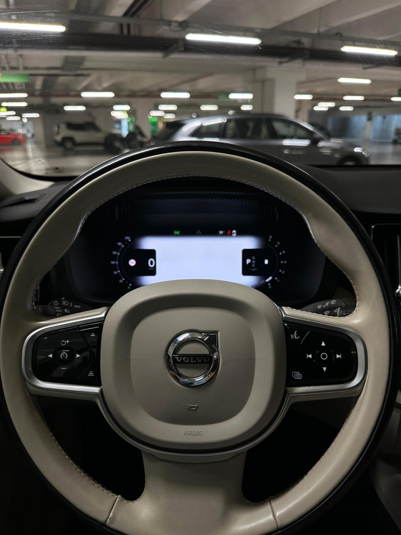 Volvo XC 60 XC60 B4 (d) AWD automatico Plus Bright N1