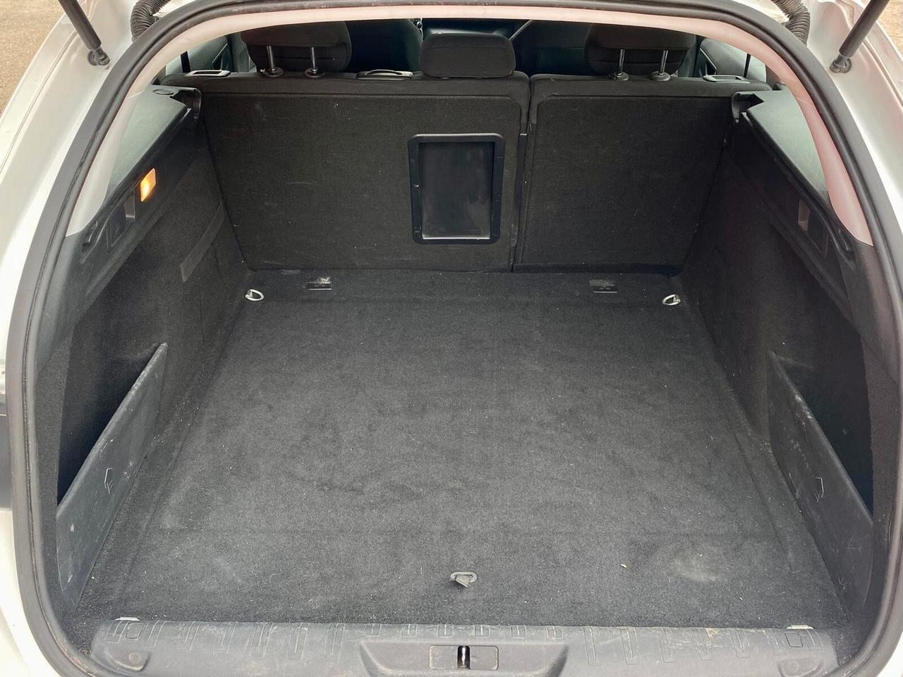 Peugeot 308 BlueHDi 120 S&S SW Business