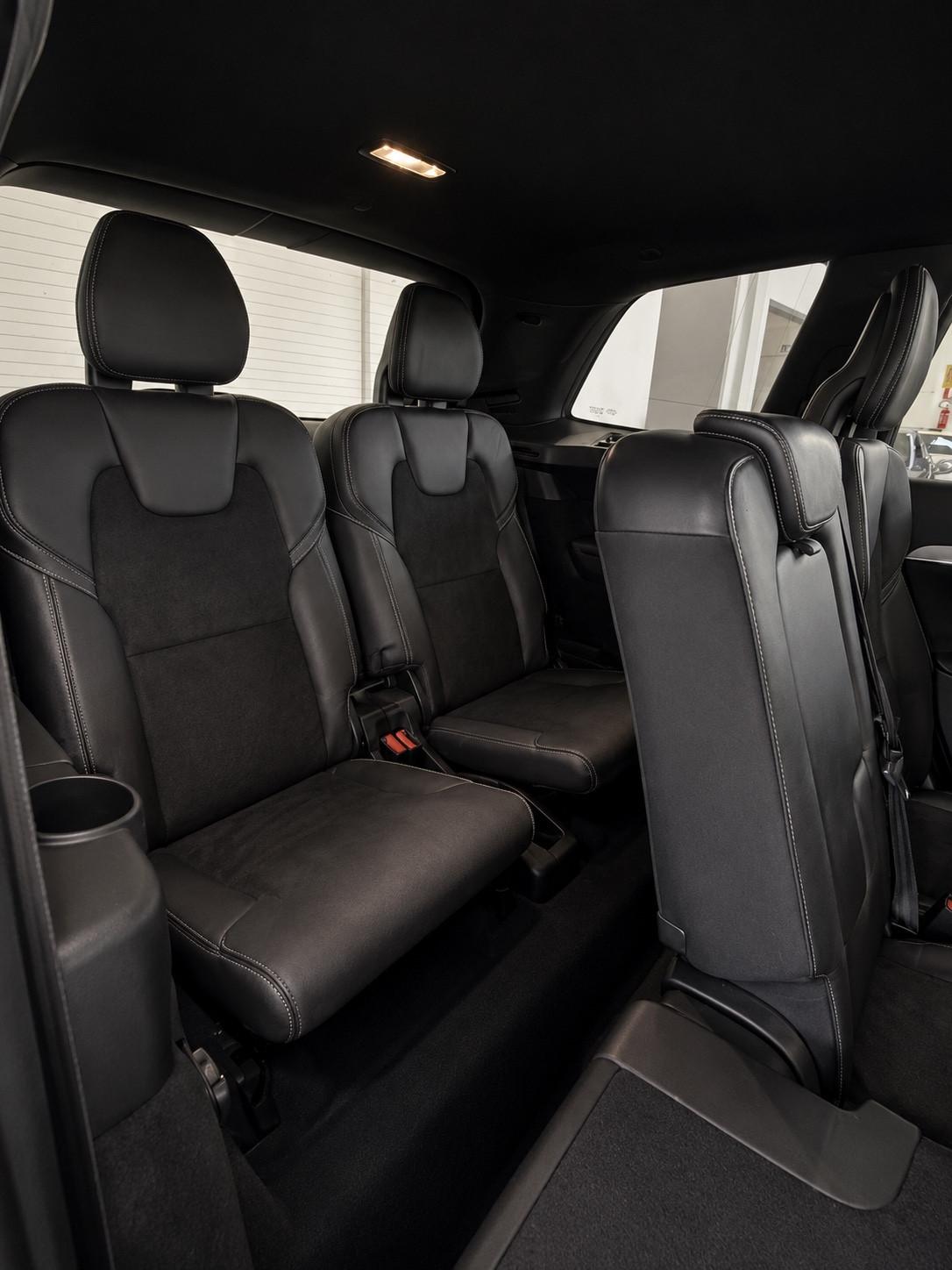 Volvo XC 90 XC90 D4 Geartronic 7 posti R-design