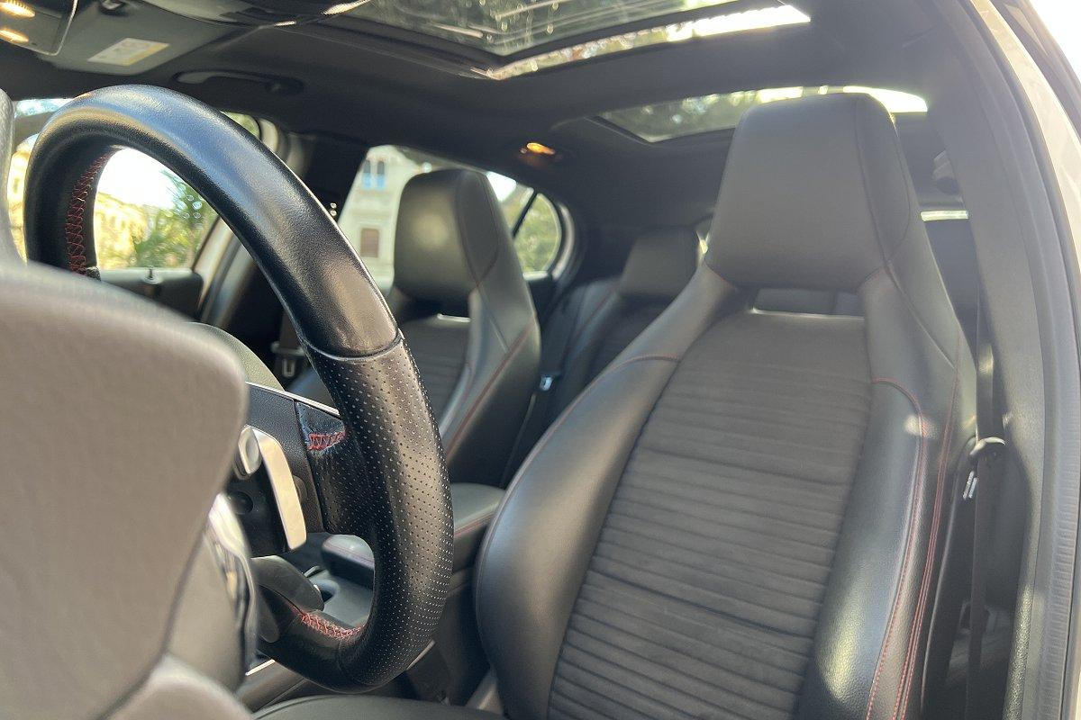 MERCEDES GLA 200 d Automatic Premium