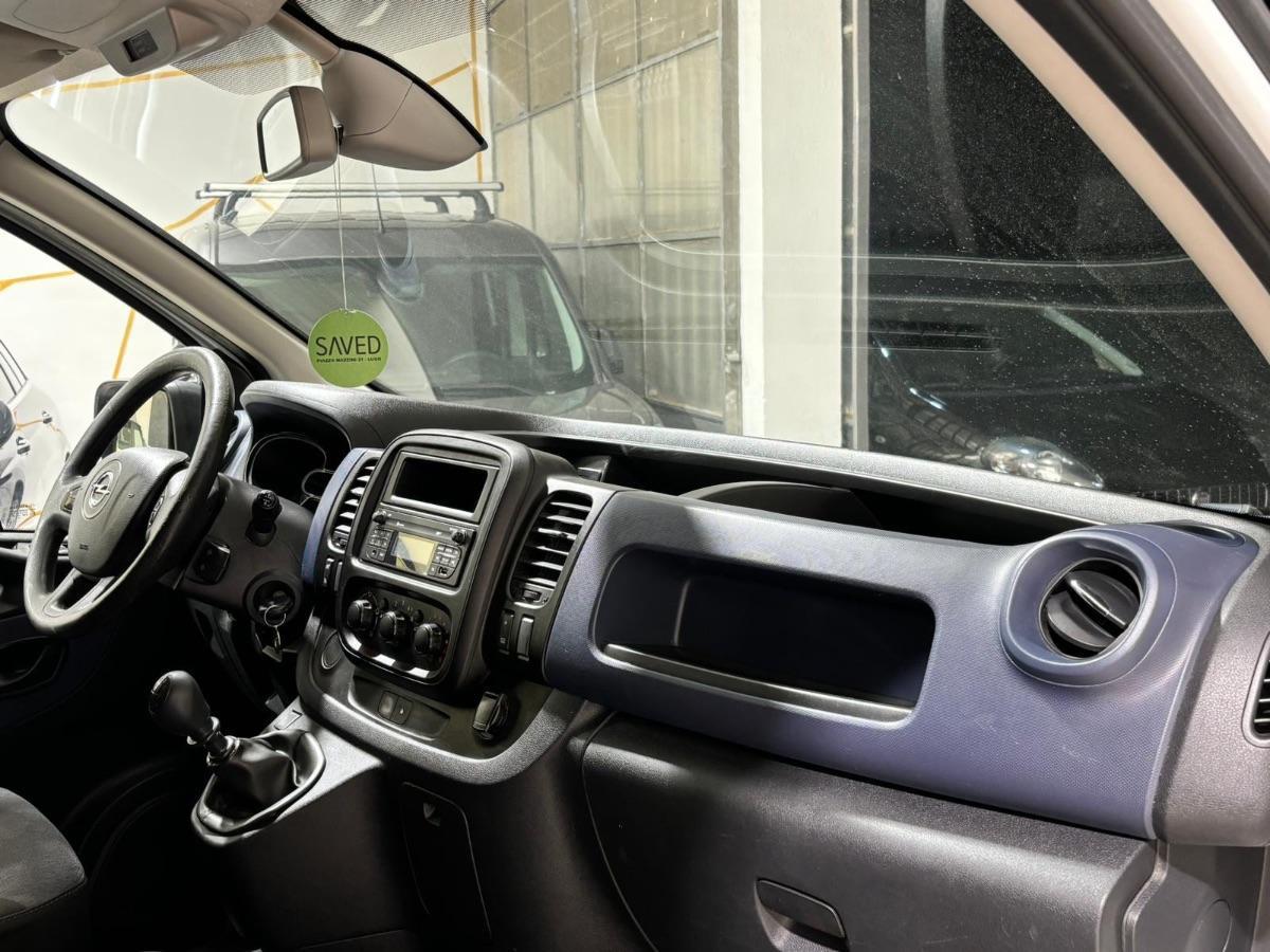 OPEL - Vivaro