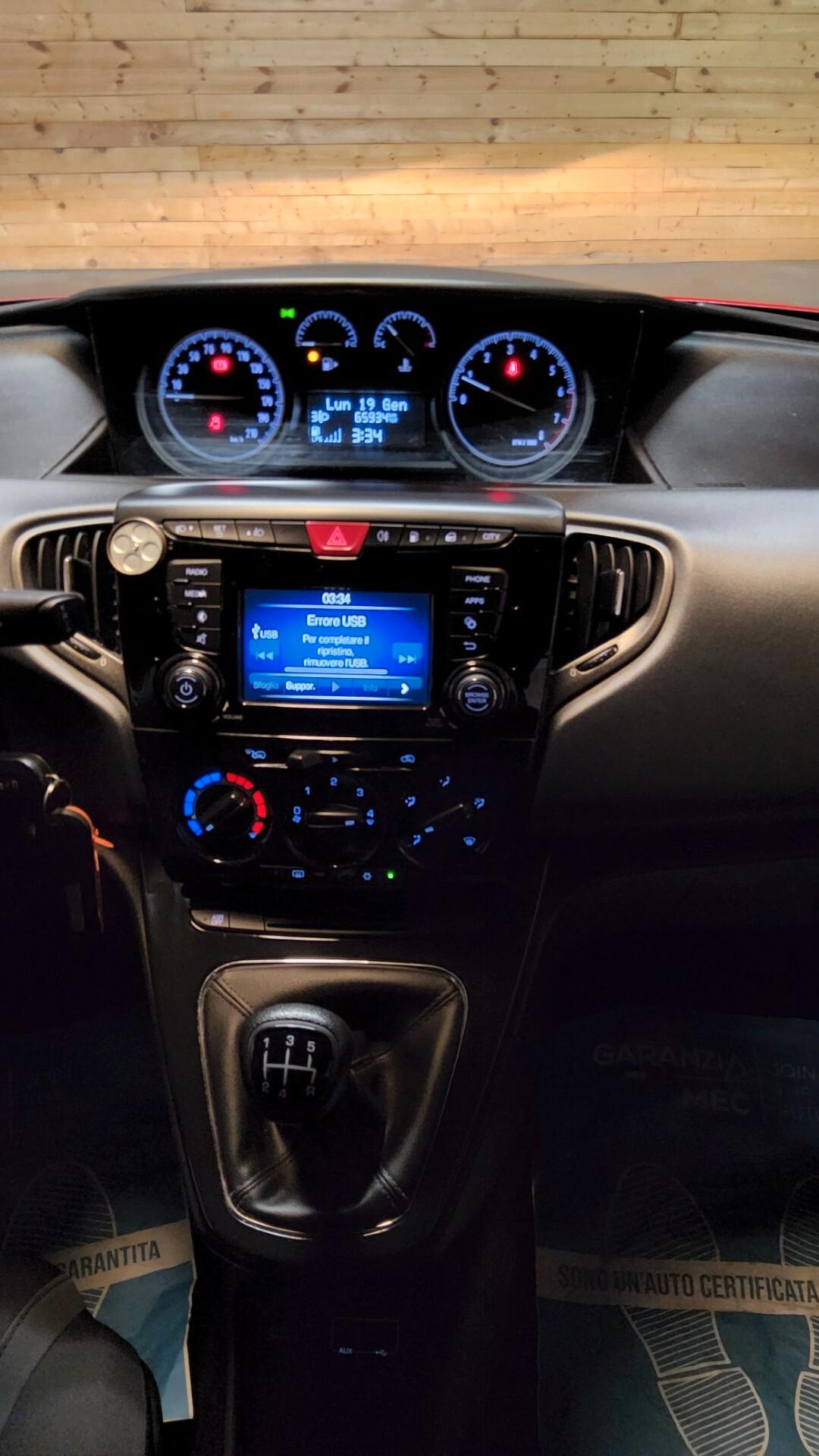 Lancia Ypsilon 1.2 69 CV 5 porte GPL Ecochic Gold