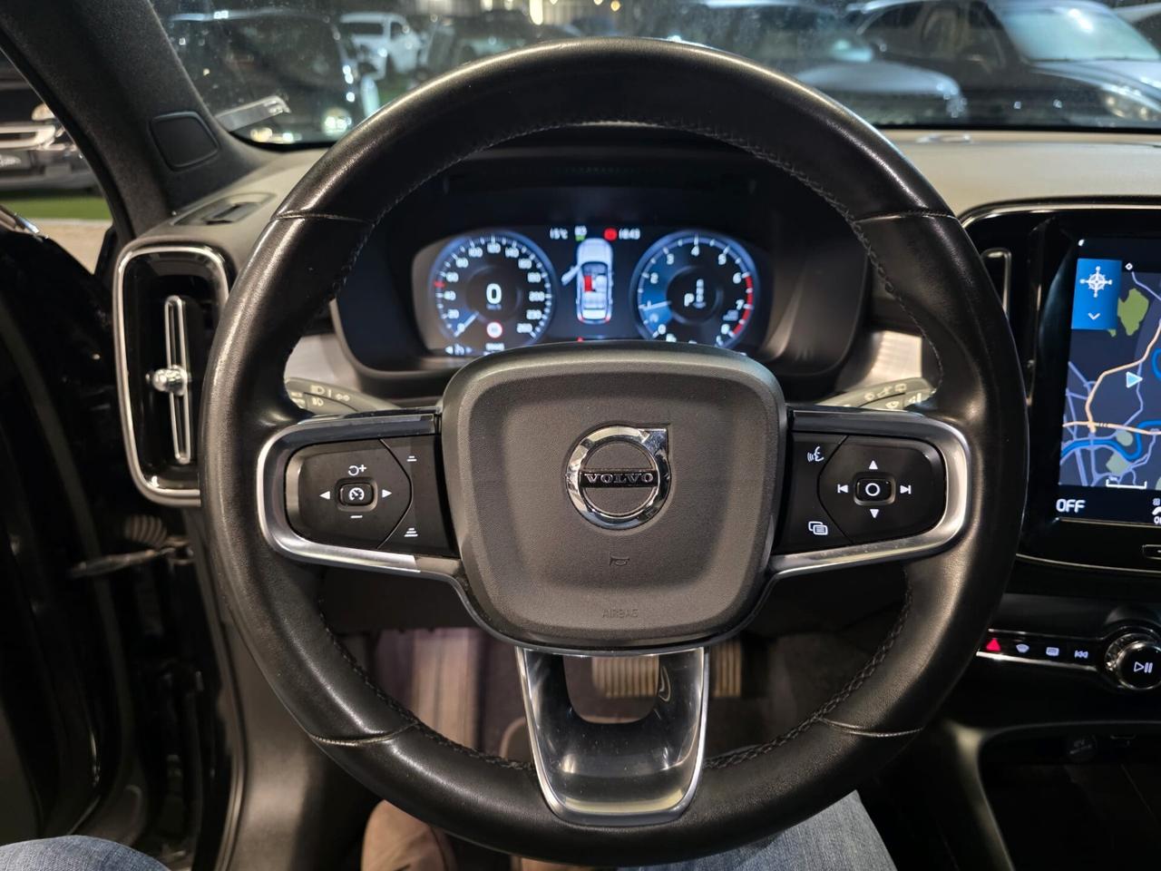 Volvo XC40 T2 automatico Core