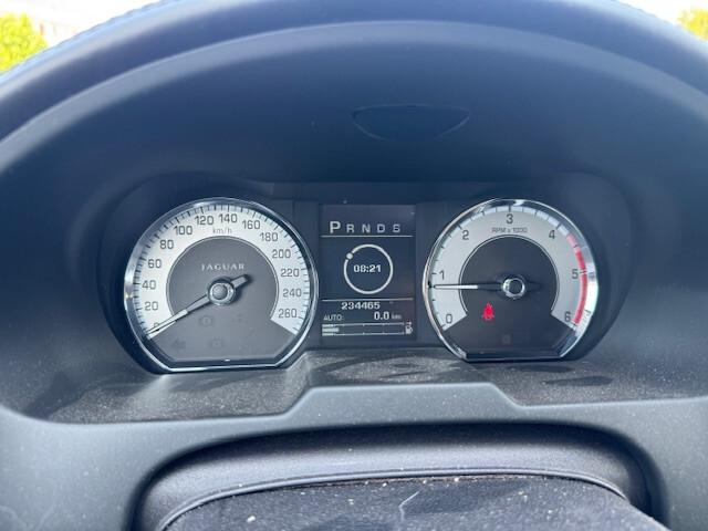 Jaguar XF 2.7D V6 Premium Luxury