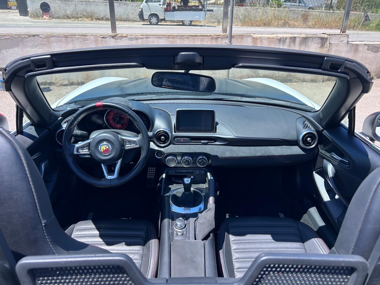 ABARTH 124 Spider 1.4 Turbo MultiAir AT 170 GT