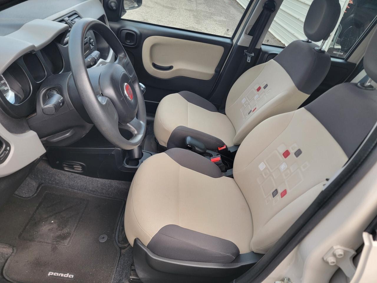 Fiat Panda 1.2 lounge SOLO 29 MILA KM ORIGINALI