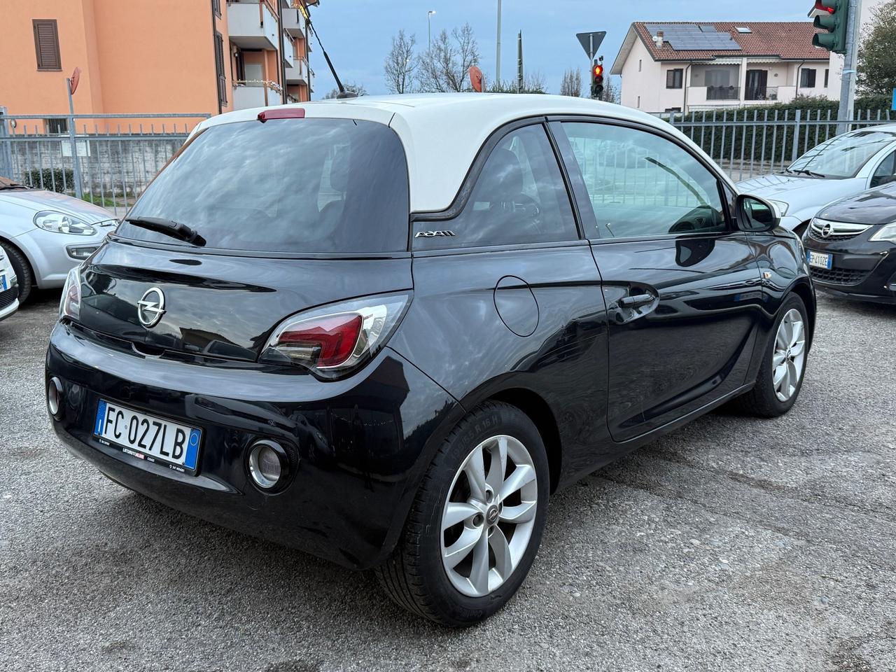 Opel Adam 1.2 70 CV Unlimited