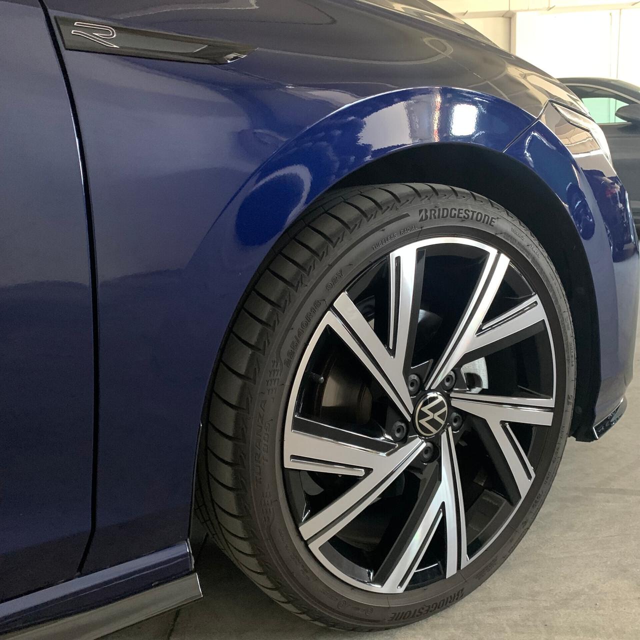 Volkswagen Golf VIII tsi EVO R-Line EXTRA GARANZIA