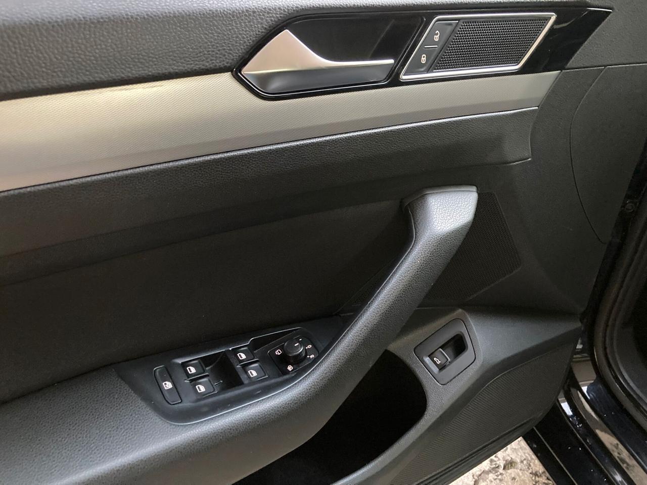 Volkswagen Passat 2.0 TDI - PERFETTA - 2015