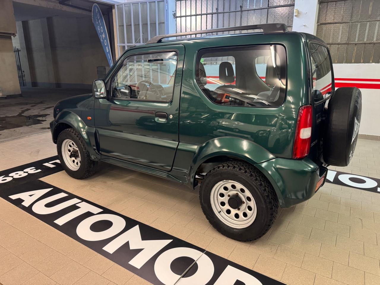 Suzuki Jimny 1.3i 16V cat 4WD JLX