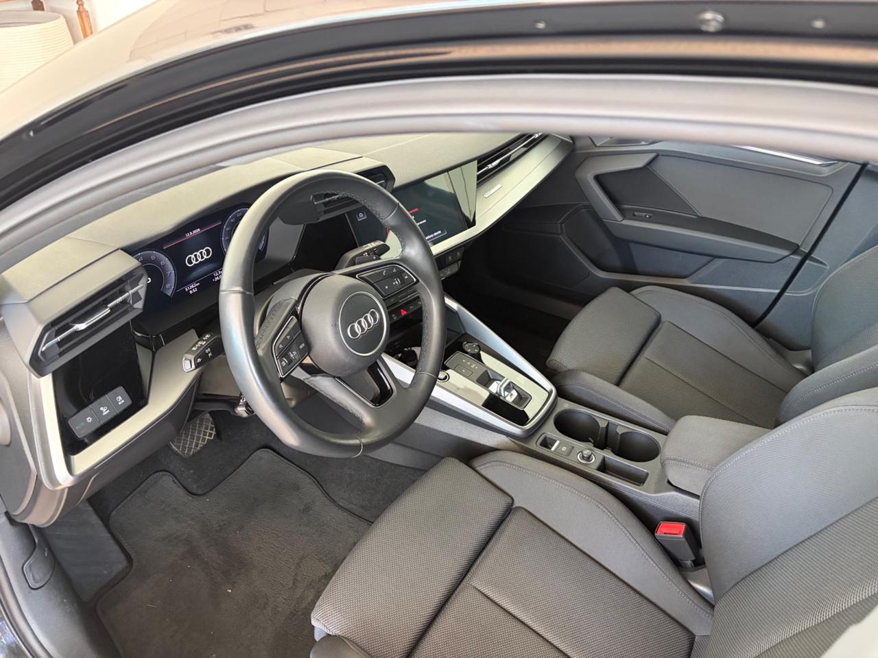 Audi A3 SPB 30 g-tron S tronic Business Advanced METANO !!