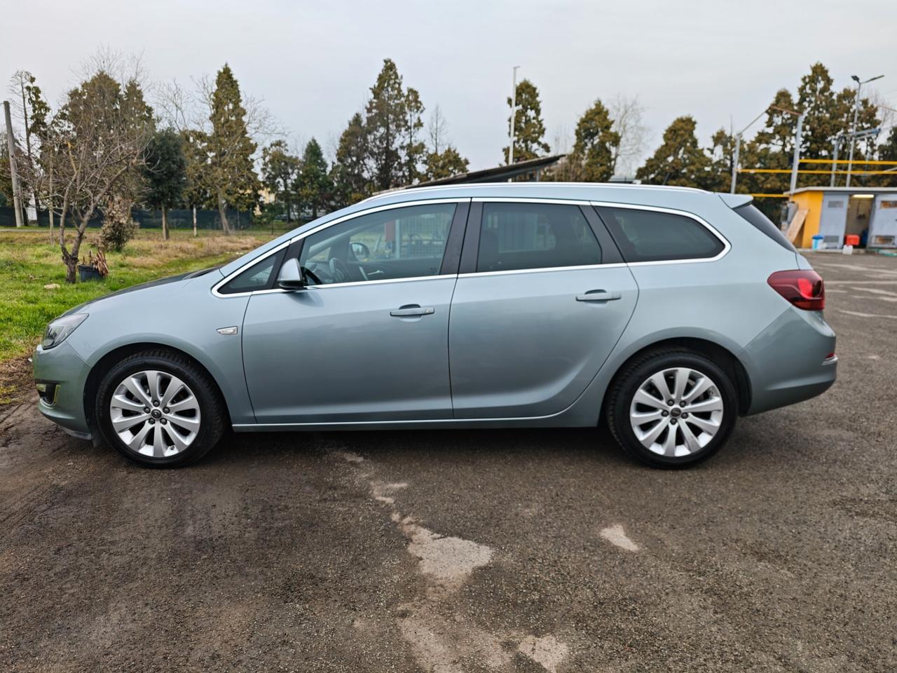 Opel Astra 1.4 Turbo 140CV Sports Tourer GPL Tech Cosmo