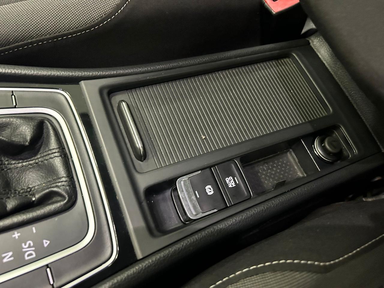 Volkswagen Golf 1.6 TDI 115 CV DSG 2017