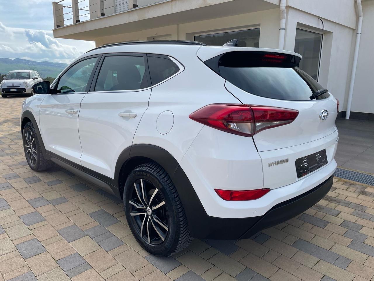 Hyundai Tucson 1.7 CRDi XPossible FULL OPTIONAL