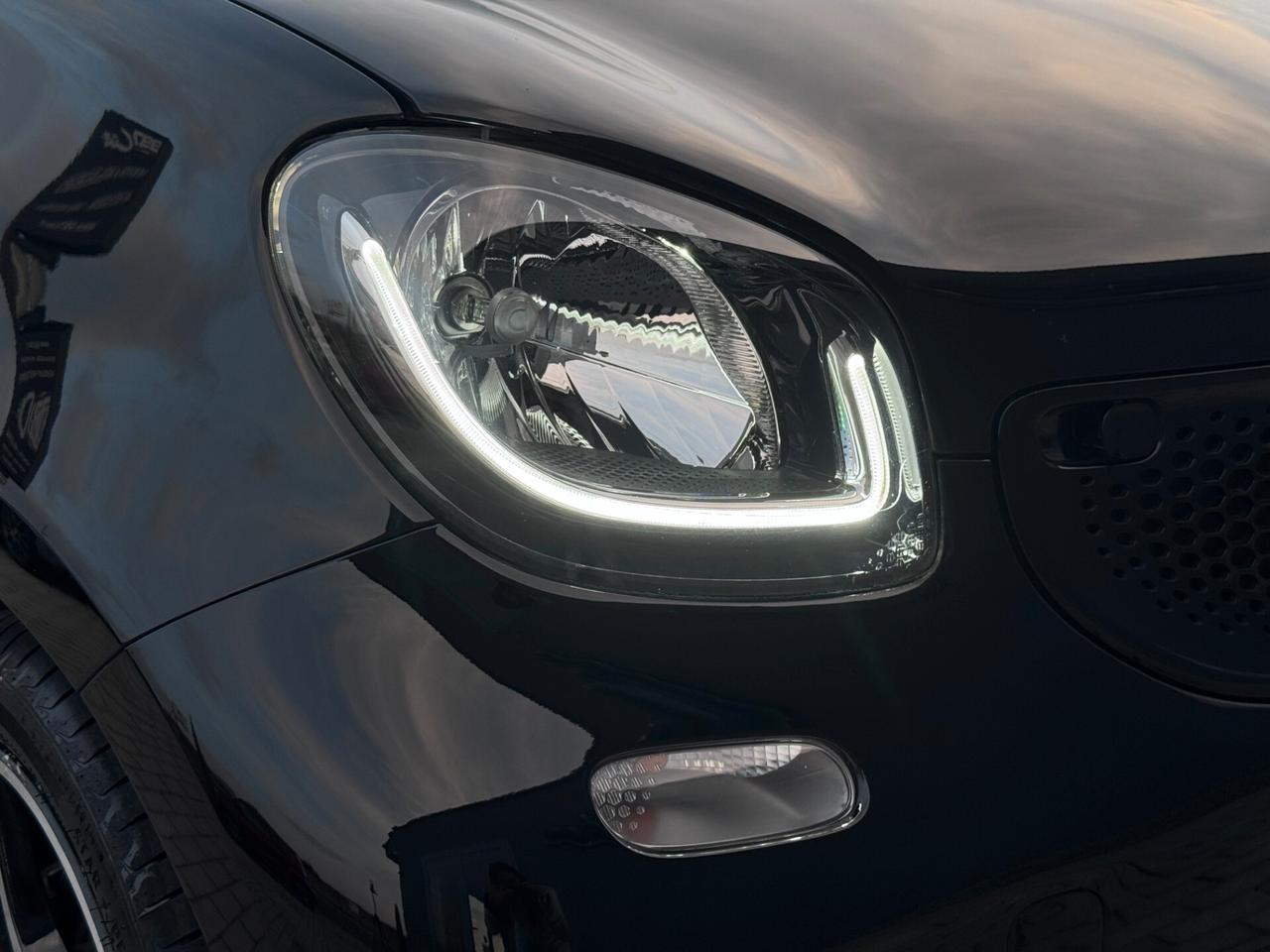Smart ForFour 90 0.9 Turbo twinamic 20th anniversary NAVI FENDIN TETTO