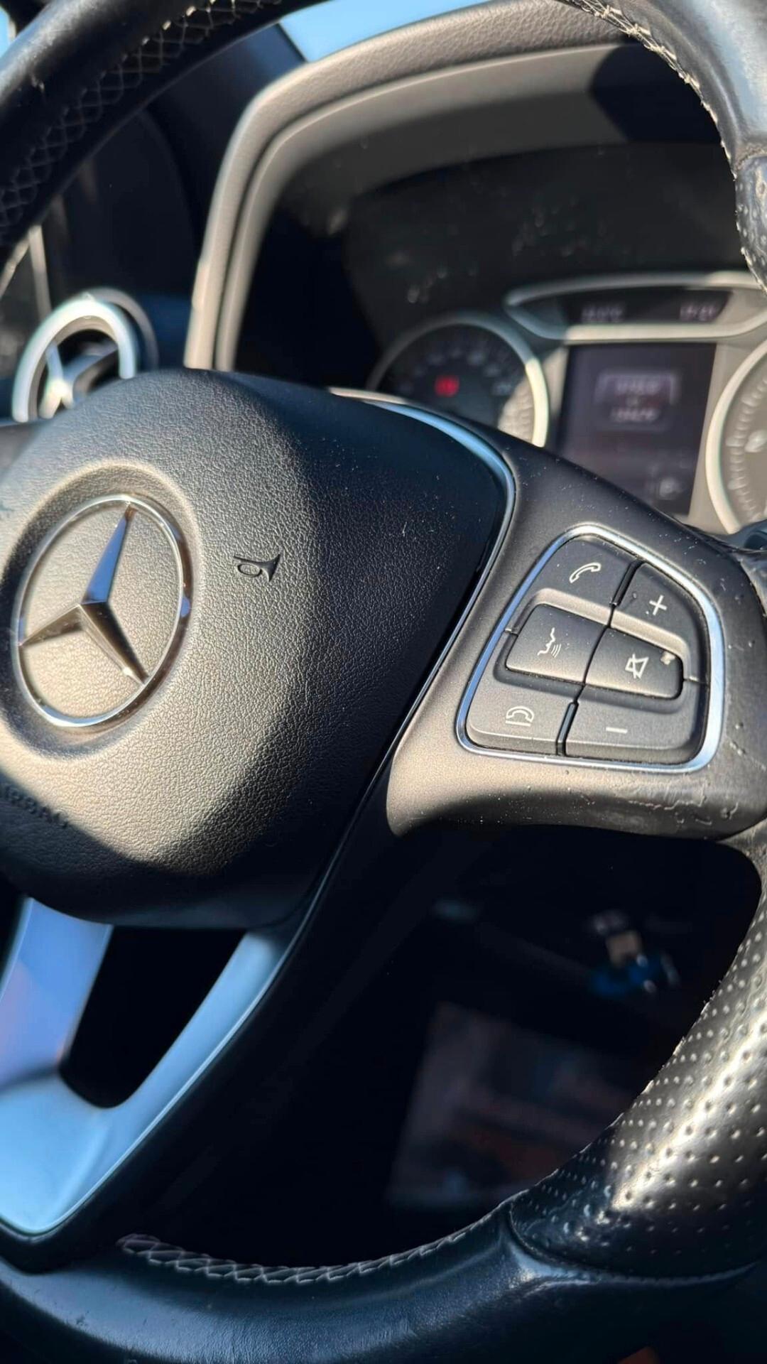 Mercedes Classe B 180 CDI Sport Automatic 110cv 2017
