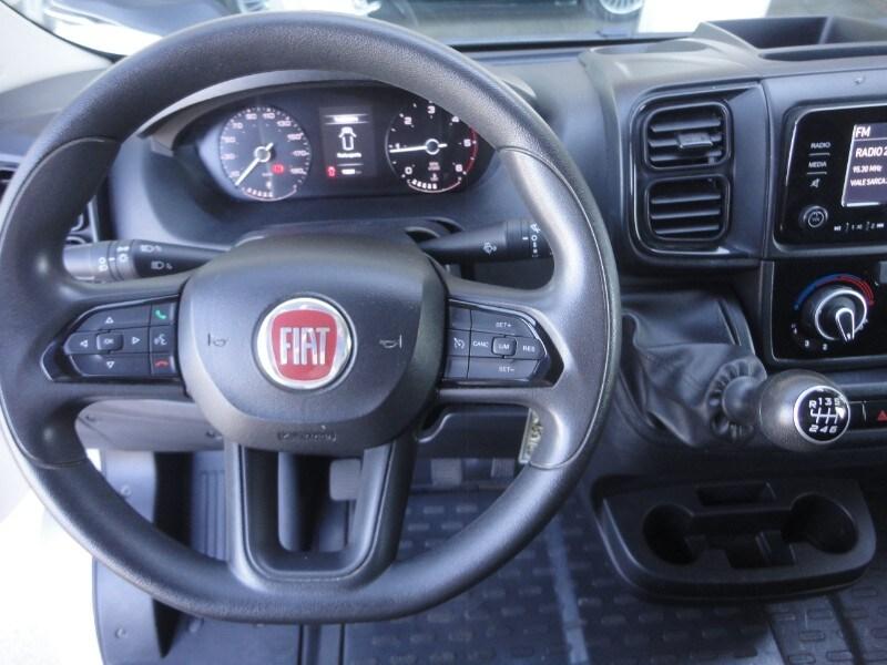 FIAT Ducato (4ª serie) Ducato 33 2.2 Mjt 140CV...