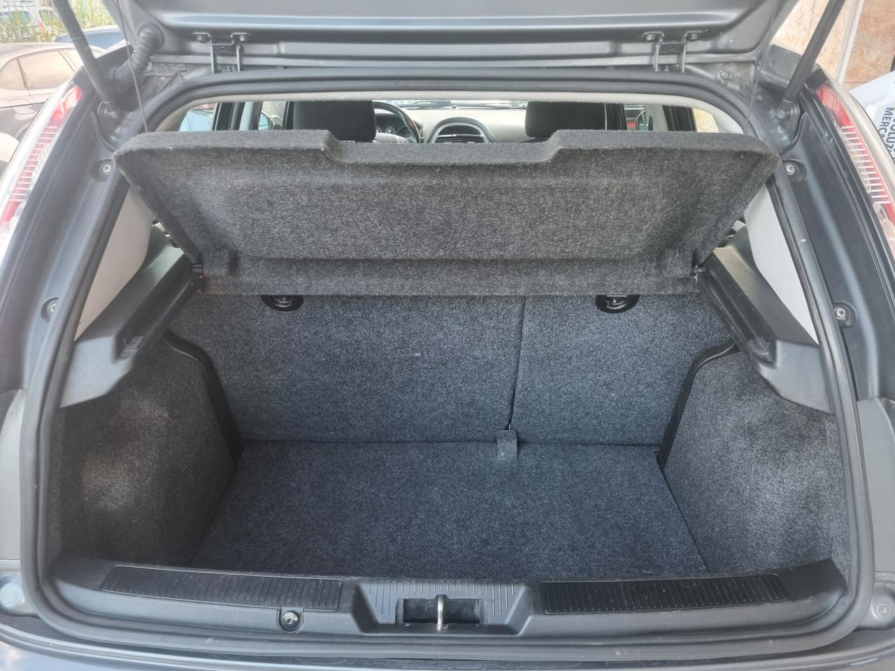 Fiat Punto 1.2 8V 5 porte Lounge 69cv