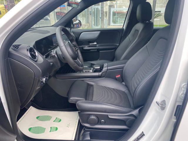 MERCEDES-BENZ GLB 180 d Automatic Sport