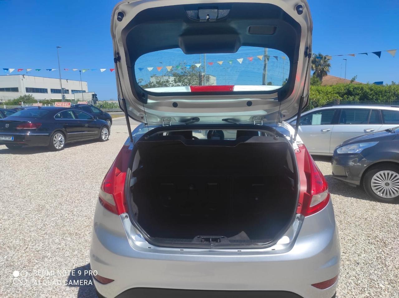 Ford Fiesta 1.4 5p. .- GPL .Garanzia