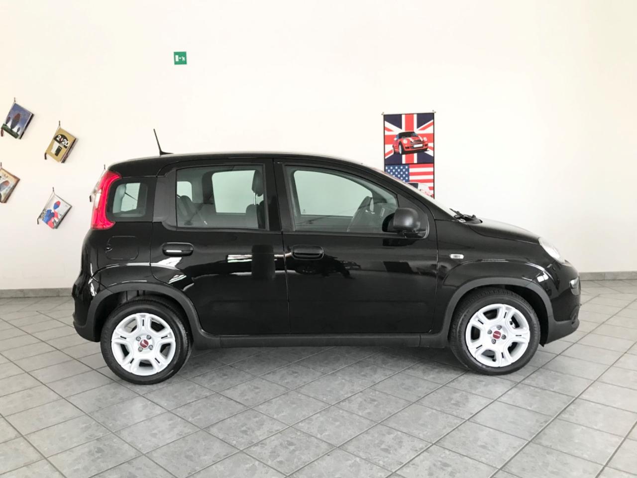 Fiat Panda 1.0 City Look Black Hybrid