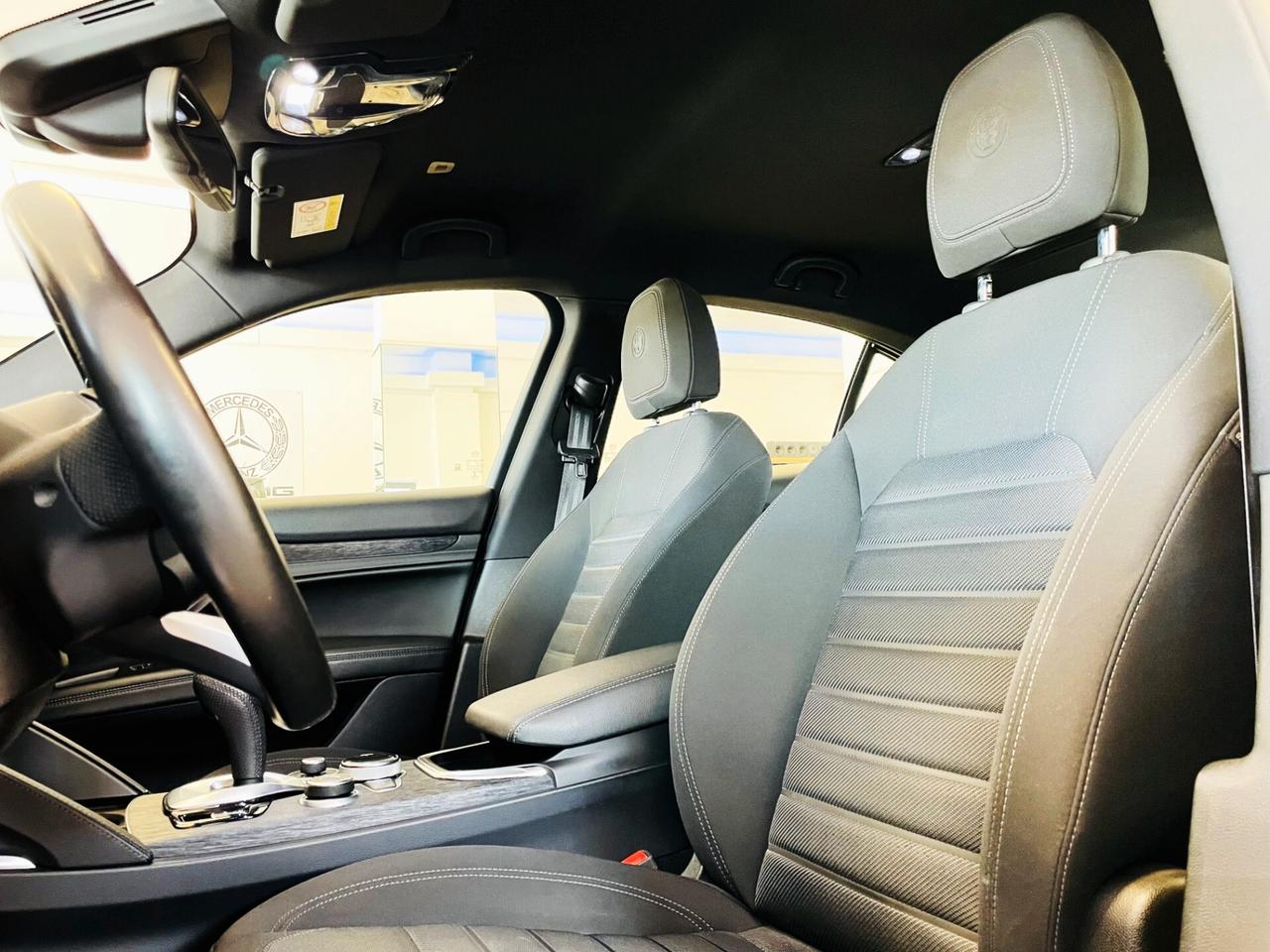 Alfa Romeo Stelvio 2.2 Turbodiesel 160 CV AT8 RWD Super Business