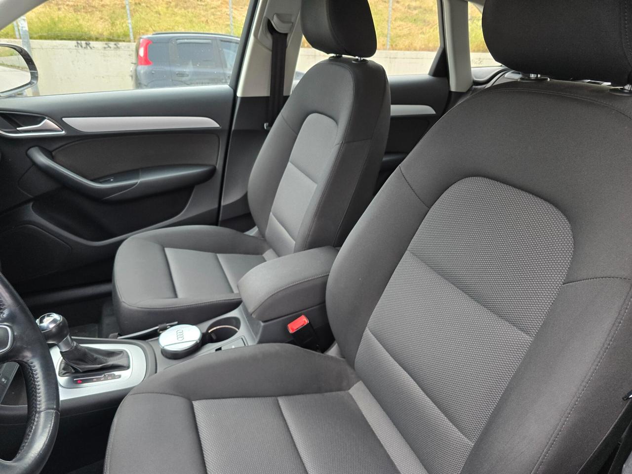 Audi Q3 2.0 TDI 150 CV S tronic Sport