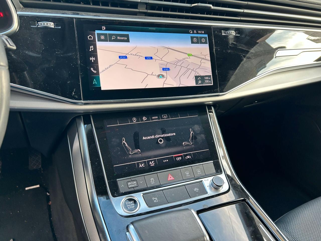 Audi Q8 3.0 TDI 230CV Aut. - 2022 Incidentata