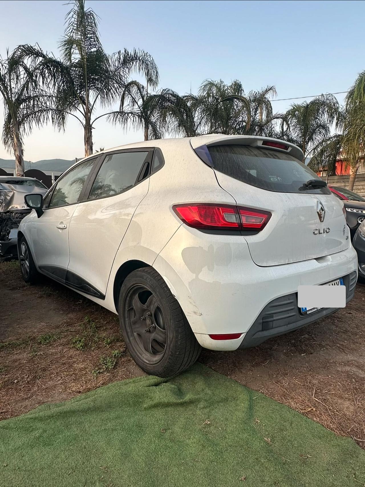 Renault Clio 1.5 Energy Intens SINISTRATA