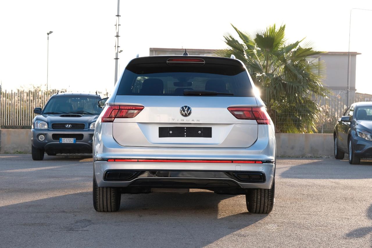 Volkswagen Tiguan 2.0 TDI 150 CV SCR DSG R-Line