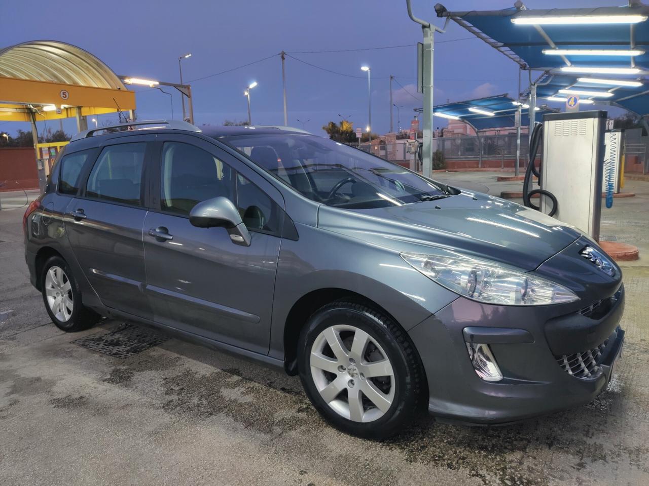 Peugeot 308 1.6 HDi 110CV SW Ciel Premium 2010