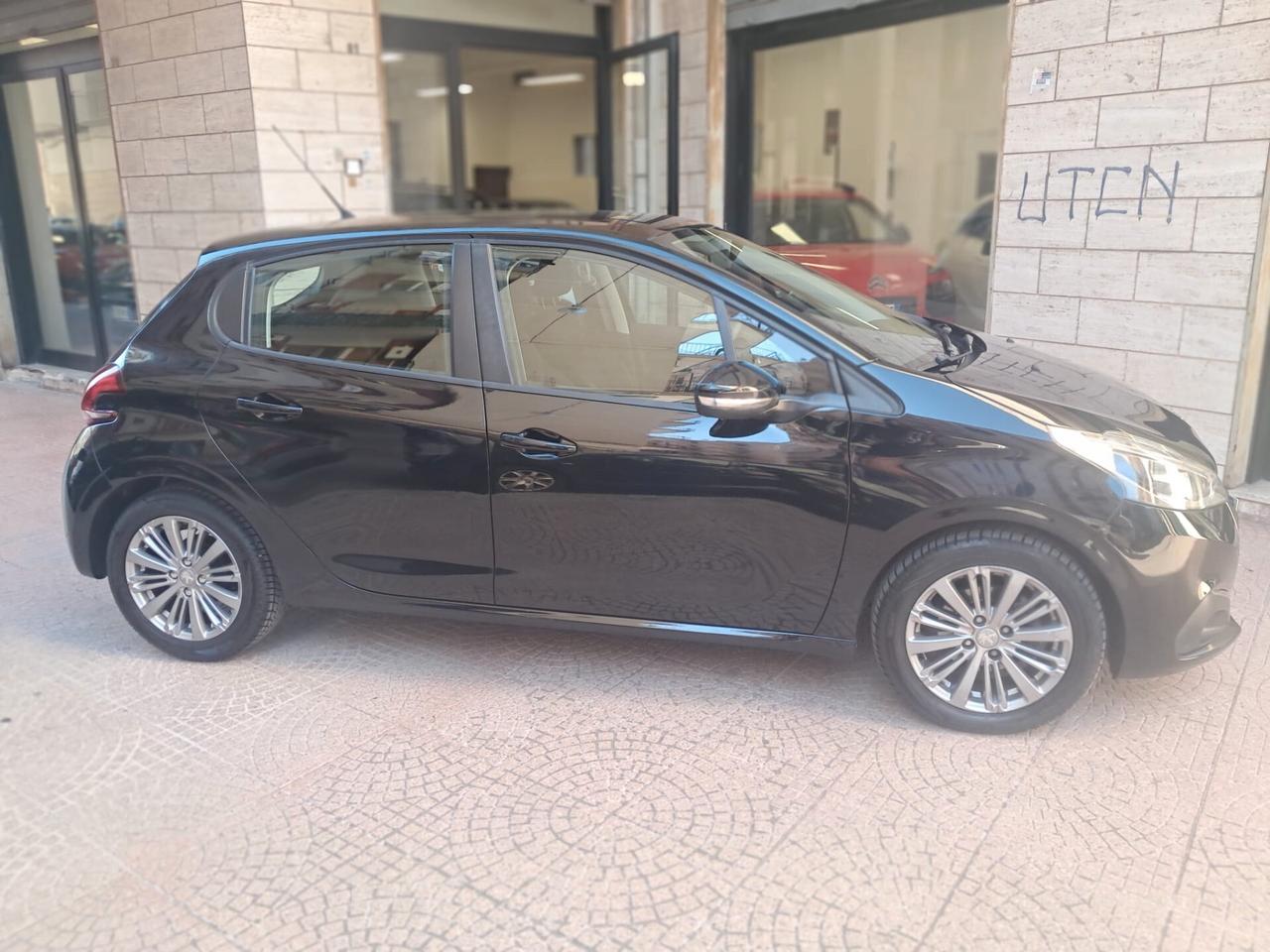 PEUGEOT 208 1.6 HDI Diesel 75 CV-NEOPATENTATI-Euro6990-