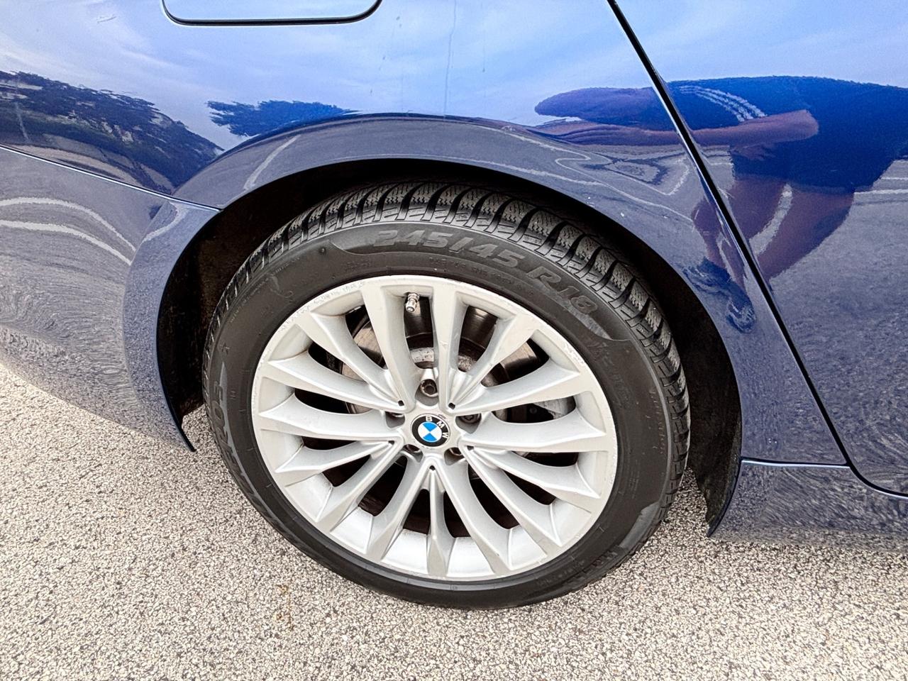 Bmw 520 520d xDrive Luxury