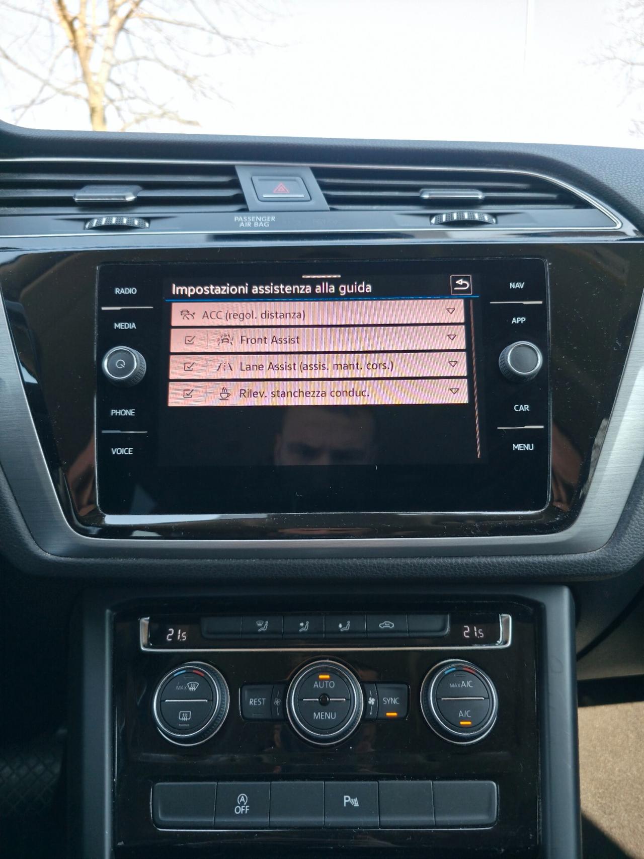 Volkswagen Touran 7 Posti 2.0 TDI 150 CV SCR DSG Executive BlueMotion Tech. TAGLIANDI UFFICIALI