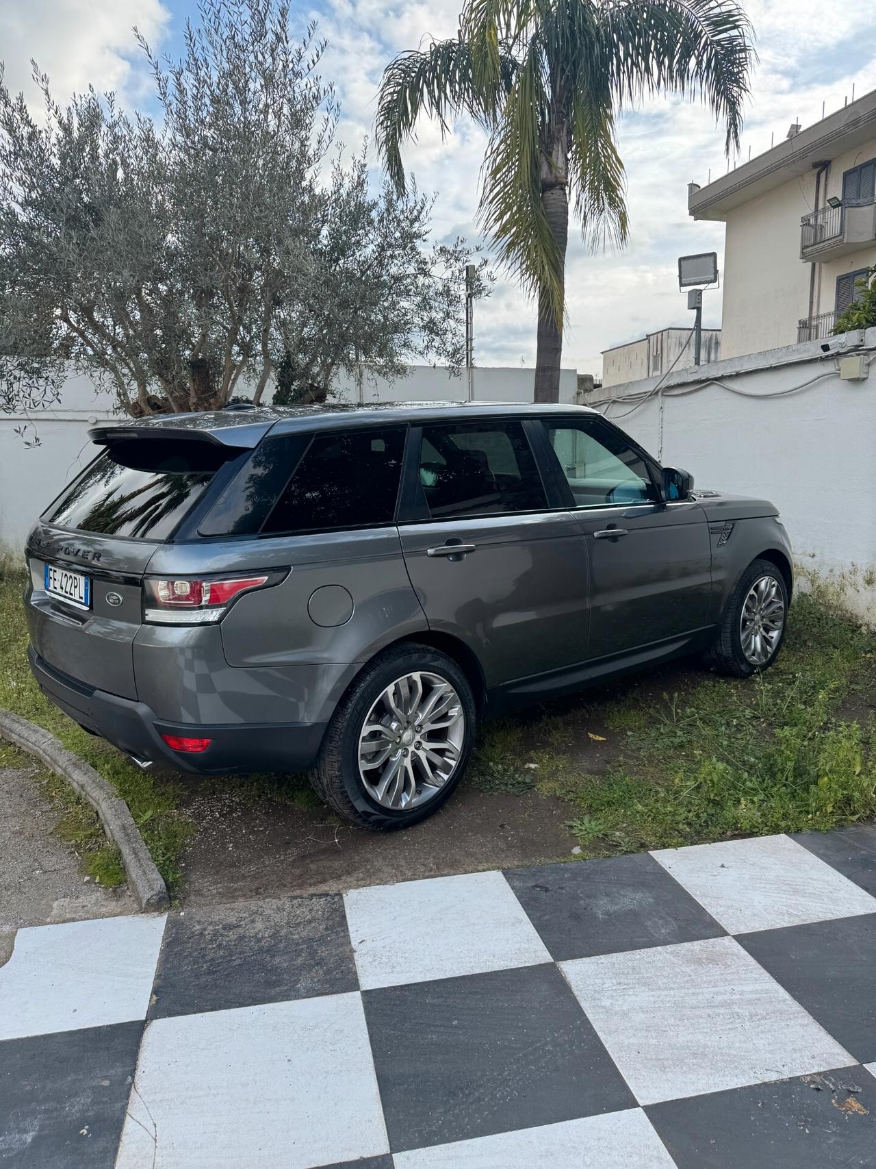 Land Rover Range Sport 3.0 TDV6 HSE Dynamic