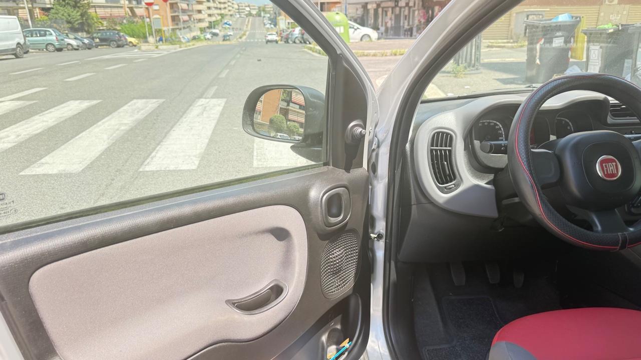 Fiat Panda 1.2 Lounge LED PDC