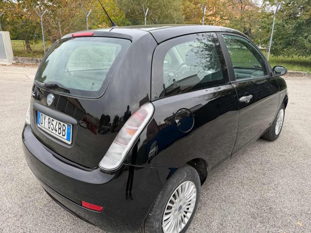 LANCIA Ypsilon 1.2 Argento senza nessun lavoro da fare
